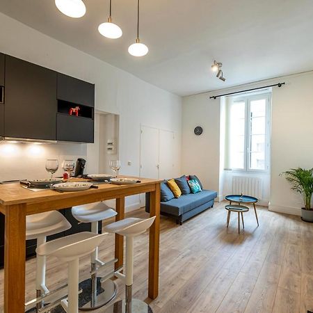 Coeur De Ville, Magnifique Appartement + Parking По Екстериор снимка