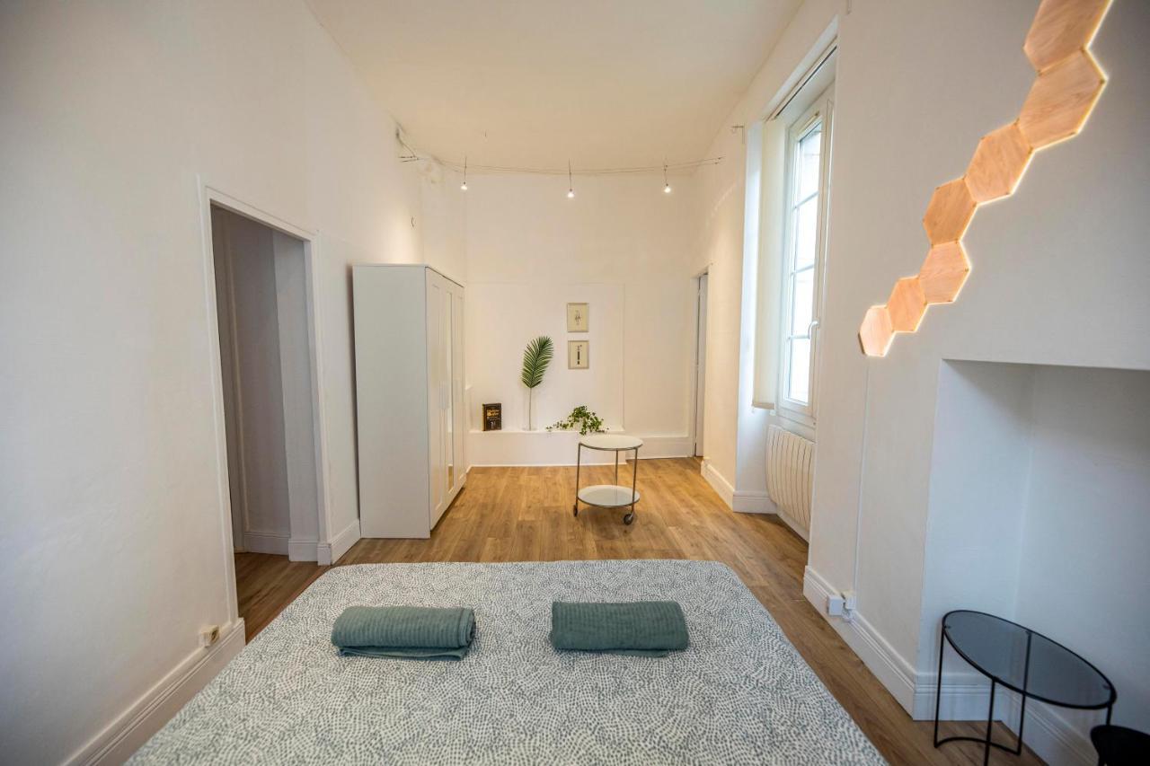 Coeur De Ville, Magnifique Appartement + Parking По Екстериор снимка