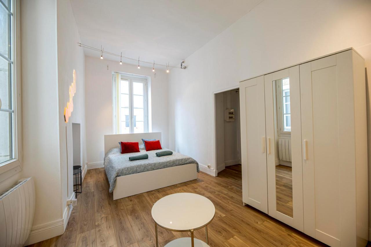 Coeur De Ville, Magnifique Appartement + Parking По Екстериор снимка