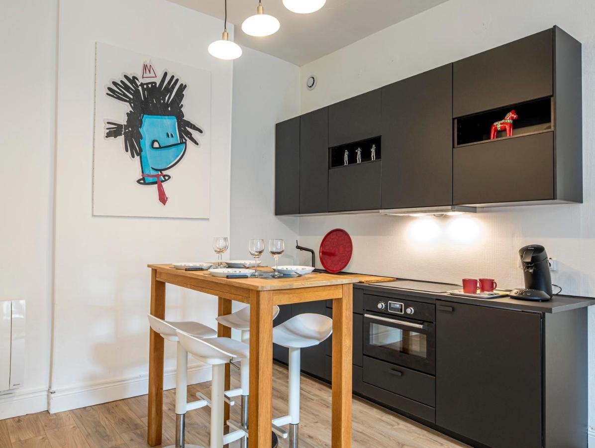 Coeur De Ville, Magnifique Appartement + Parking По Екстериор снимка