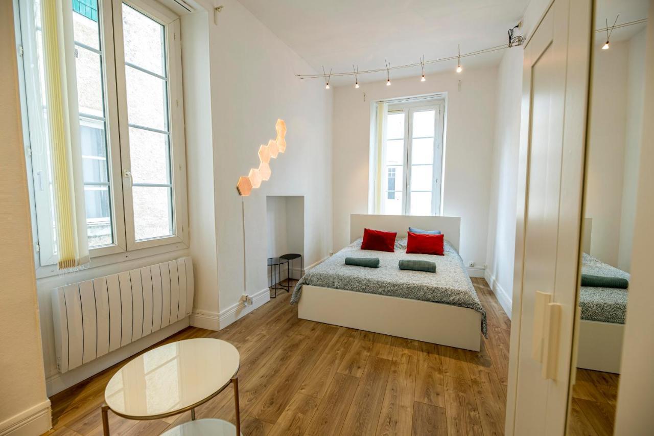 Coeur De Ville, Magnifique Appartement + Parking По Екстериор снимка